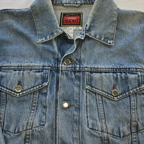 Vintage Wrangler HERO Denim Trucker Jacket M Blue Y2K Distressed 90s Streetwear - Picture 2 of 16